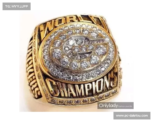 超级碗荣耀传承 文斯·隆巴迪奖杯与冠军戒指精彩展览