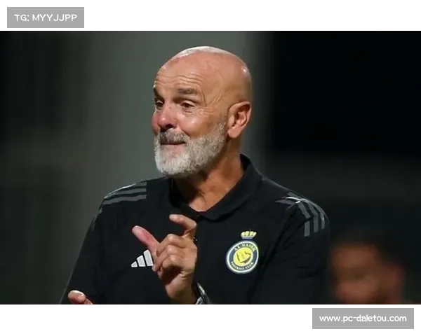 佛罗伦萨联赛未尝胜绩 主帅皮奥利面临巨大压力排名倒数不容忽视